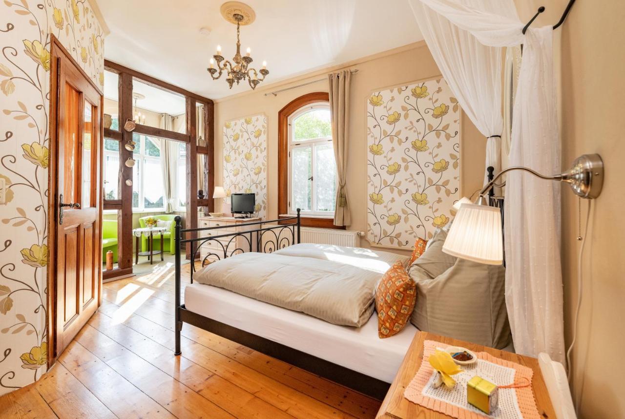 Hotel Villa Rossek บาด ลีเบินชไตน์ ภายนอก รูปภาพ