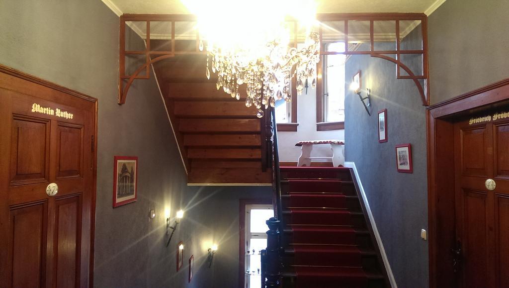 Hotel Villa Rossek บาด ลีเบินชไตน์ ภายนอก รูปภาพ